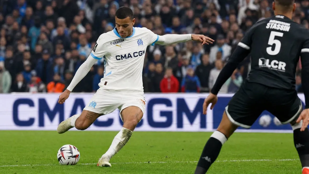 Mason Greenwood in action for Marseille as Roma prepare a 40m transfer bid for the English forward