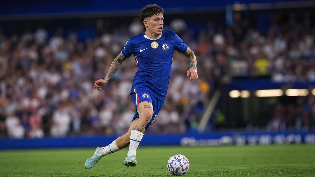 Alejandro Garnacho in action for Chelsea during a Premier League match, the Argentine winger showcasing his pace and skill