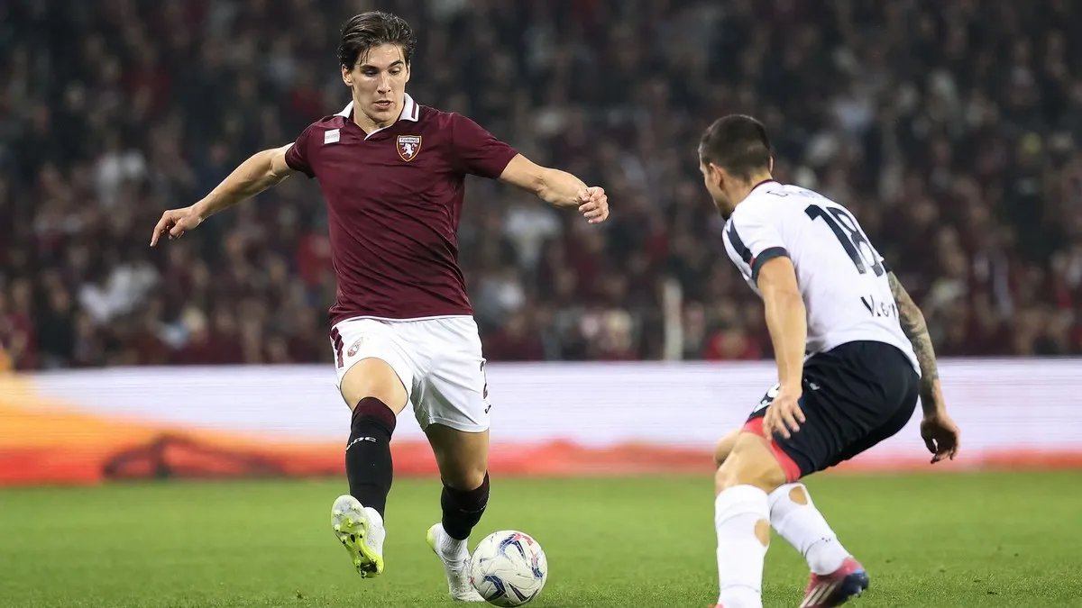 Cesare Casadei transfer news: Everton, Brighton chase