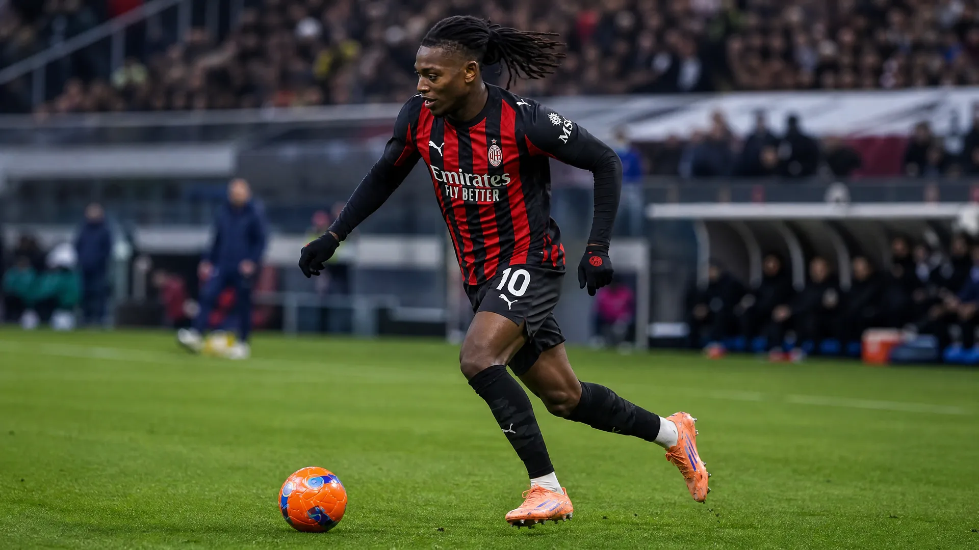 Rafael Leao transfer news: Milan exit, PL links grow