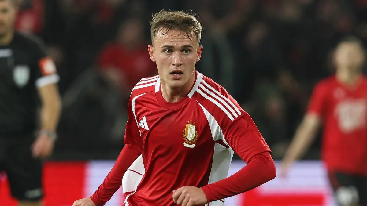 Laurens Goemaere in Standard Liège red and white kit after completing his €300k transfer from Club Brugge
